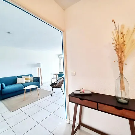 Apartmán 500m De La Mer- 4pers-piscine-parking-wifi- Clim